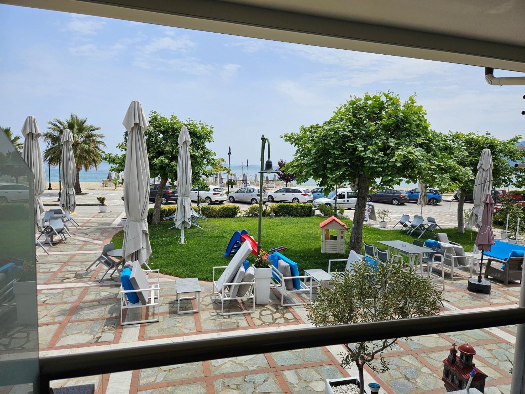 Amalia Mare Sea View Apartment Nea Vrasna Bilik gambar