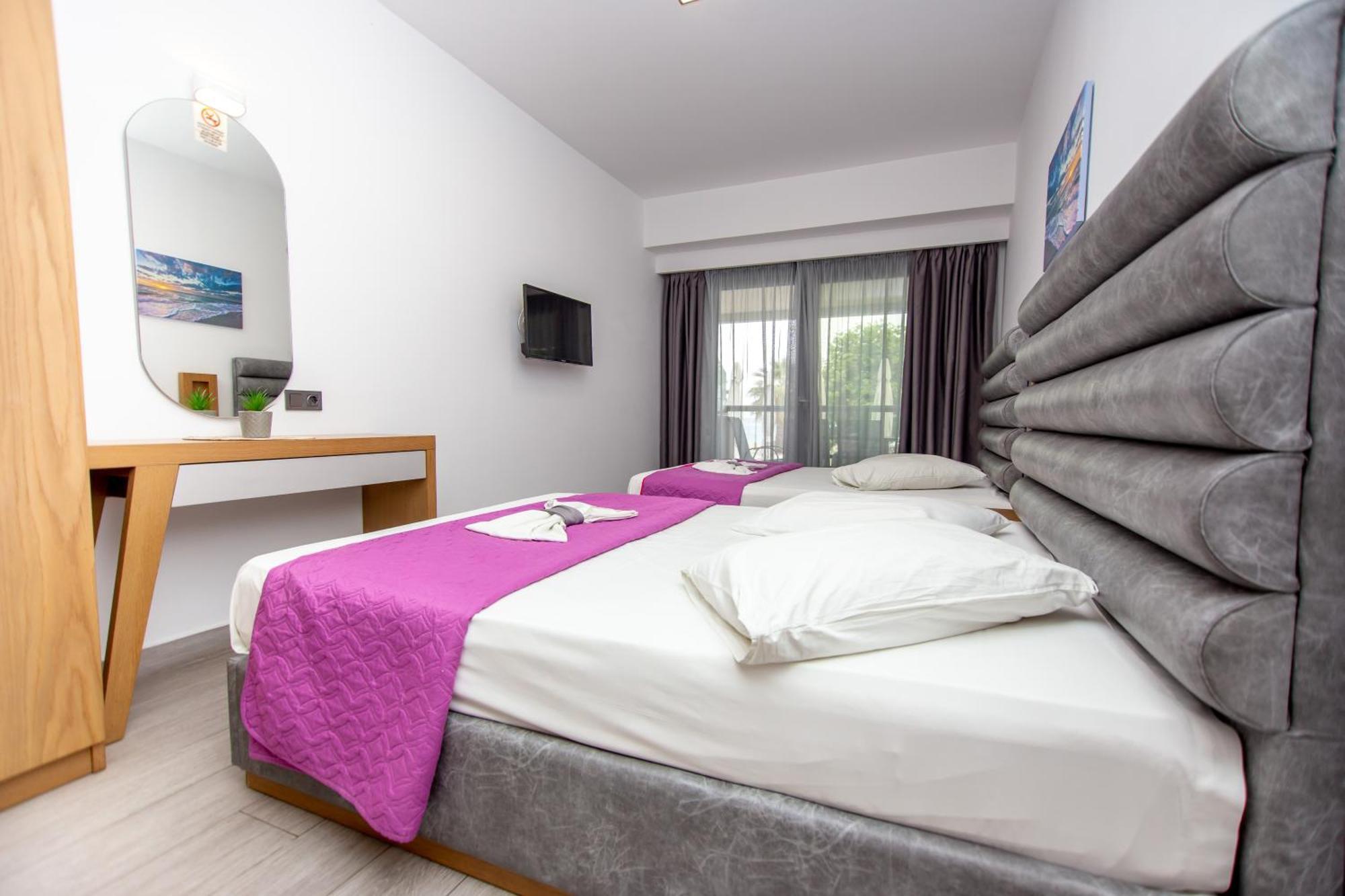 Amalia Mare Sea View Apartment Nea Vrasna Luaran gambar