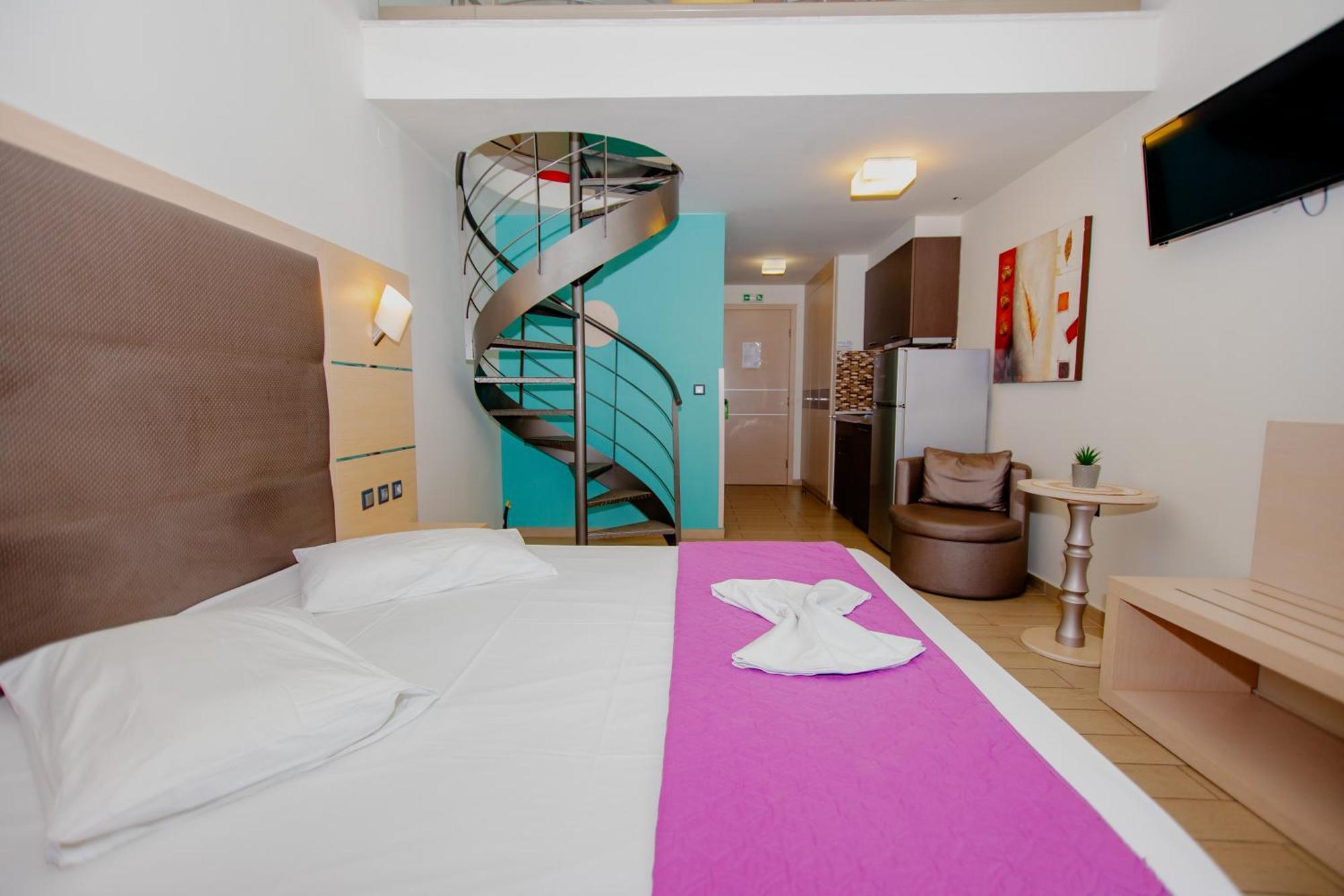Amalia Mare Sea View Apartment Nea Vrasna Luaran gambar