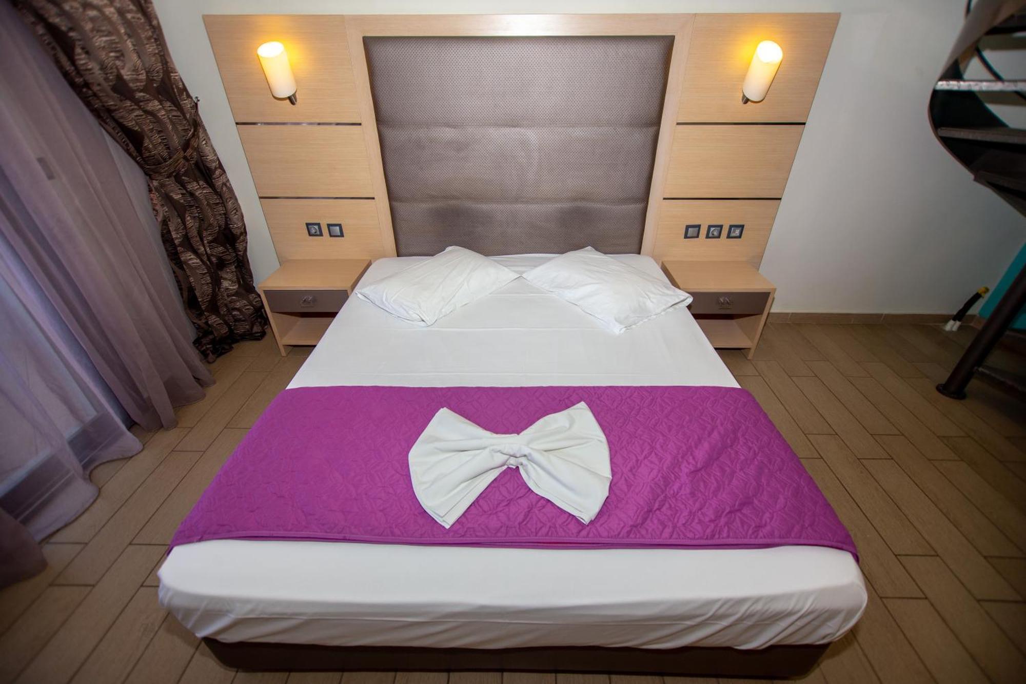 Amalia Mare Sea View Apartment Nea Vrasna Luaran gambar